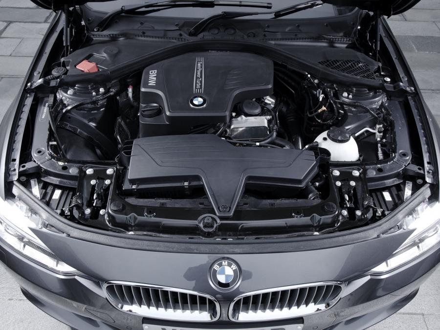  BMW 328i Sedan Modern Line 2012 года  (UK) (фото 5 из 11)